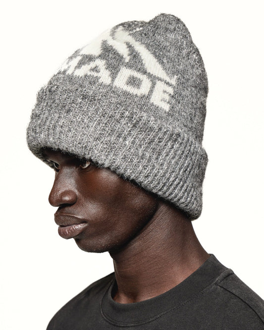 GM LOGO - ASHEN GREY WOOL BEANIE